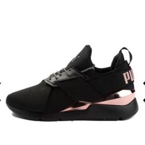 Womens Puma Muse En Pointe Athletic Shoe